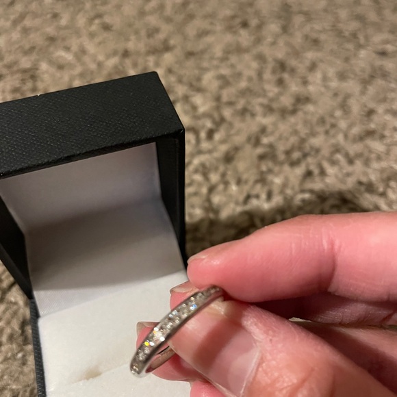 Elegant Silver Band with Crystals - Picture 2 of 2